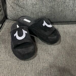 Brand new true religion slippers size 8–9. Only tried on